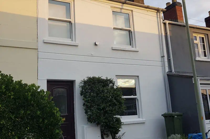 residential painters and decorators outside